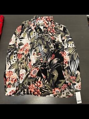 Bar III Black Floral Button-down